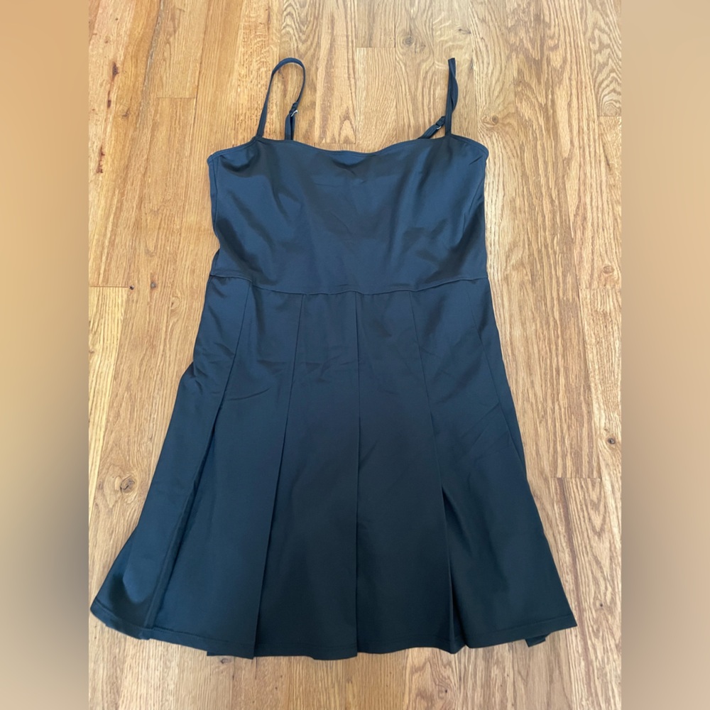 Abercrombie tennis dress with built in shorts